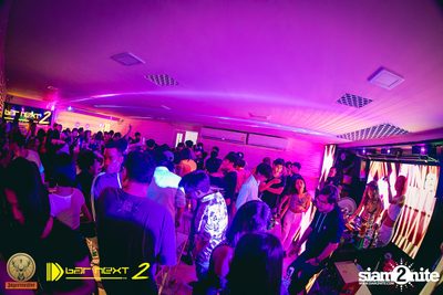 White & Party Party ที่ บาร์ เน็กซ์ ดอร์ — photo 55