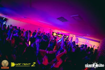 White & Party Party ที่ บาร์ เน็กซ์ ดอร์ — photo 78