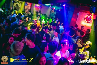 White & Party Party ที่ บาร์ เน็กซ์ ดอร์ — photo 113