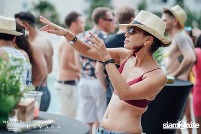 Havana Social Pool Party ที่ โนโวเทล กรุงเทพ สุขุมวิท — photo 16