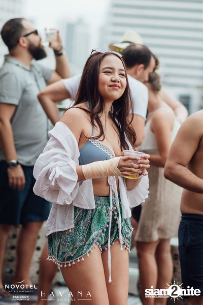 Havana Social Pool Party ที่ โนโวเทล กรุงเทพ สุขุมวิท — photo 97