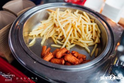 Havana Social Pool Party ที่ โนโวเทล กรุงเทพ สุขุมวิท — photo 187