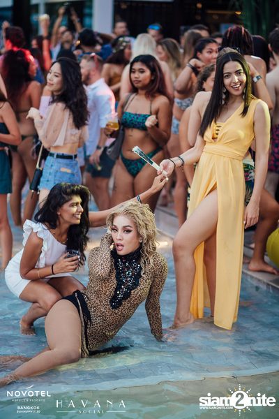 Havana Social Pool Party ที่ โนโวเทล กรุงเทพ สุขุมวิท — photo 201