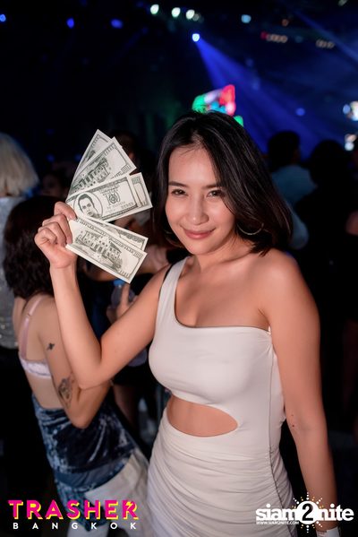 Trasher: 7 Rings Rich Bi*ch at GMM Live House — photo 246