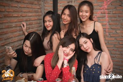 Pancake at 20Something Bar — photo 9