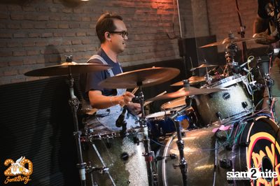 Pancake at 20Something Bar — photo 47