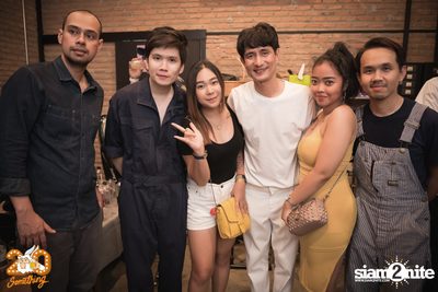 Pancake at 20Something Bar — photo 115