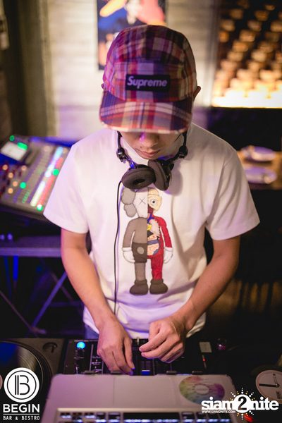Federbräu นำเสนอ Smoothness Society กับ Atom ที่ บีกิน บาร์ — photo 68