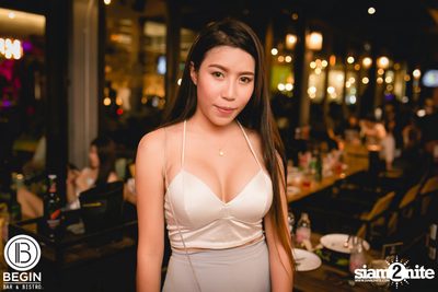 Federbräu นำเสนอ Smoothness Society กับ Atom ที่ บีกิน บาร์ — photo 191