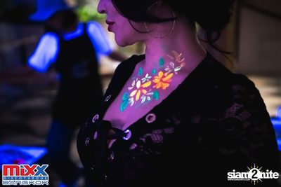 Neon BeatZ Party at MIXX Bangkok — photo 7