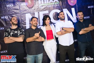 Neon BeatZ Party at MIXX Bangkok — photo 10