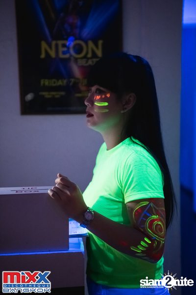 Neon BeatZ Party at MIXX Bangkok — photo 17