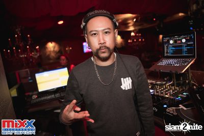 Neon BeatZ Party at MIXX Bangkok — photo 26