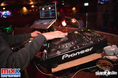 Neon BeatZ Party at MIXX Bangkok — photo 27