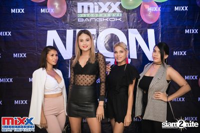 Neon BeatZ Party at MIXX Bangkok — photo 38