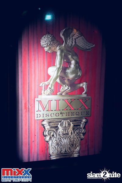 Neon BeatZ Party at MIXX Bangkok — photo 51