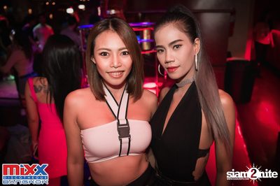 Neon BeatZ Party at MIXX Bangkok — photo 58
