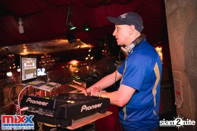 Neon BeatZ Party at MIXX Bangkok — photo 71