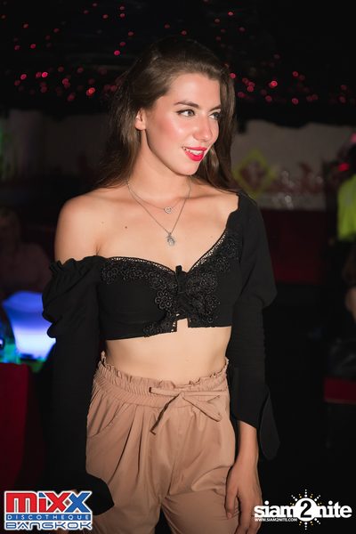 Neon BeatZ Party at MIXX Bangkok — photo 76