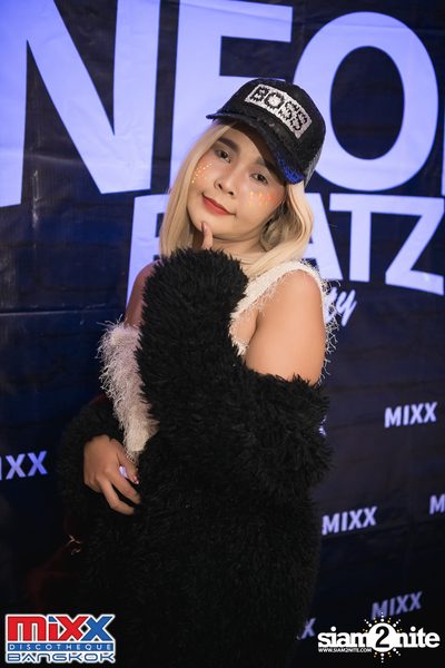Neon BeatZ Party at MIXX Bangkok — photo 85