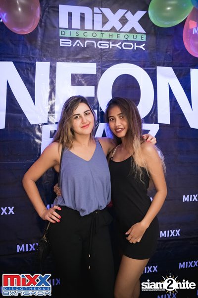 Neon BeatZ Party at MIXX Bangkok — photo 94