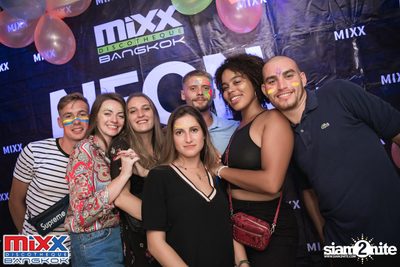 Neon BeatZ Party at MIXX Bangkok — photo 109