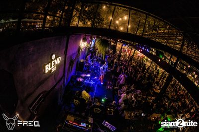 Lomosonic ที่ ฟรีคบาร์ — photo 84