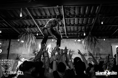 Lomosonic ที่ ฟรีคบาร์ — photo 129