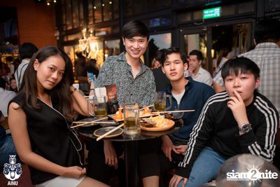 Friday Night at Ainu Bar — photo 8
