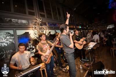 Friday Night at Ainu Bar — photo 24