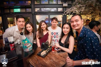 Friday Night at Ainu Bar — photo 28
