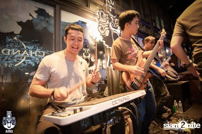 Friday Night at Ainu Bar — photo 32