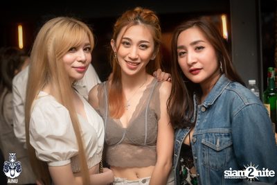 Friday Night at Ainu Bar — photo 72