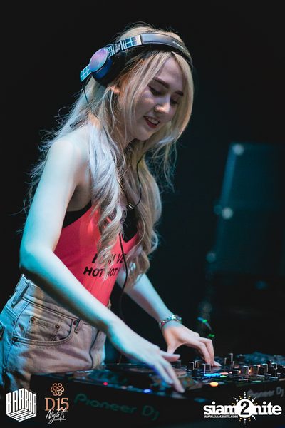 คืนวันเสาร์ที่บาร์บาร์บาร์ — photo 98