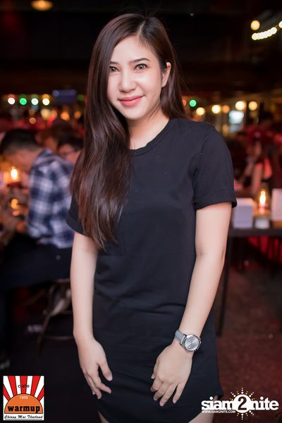 อ๊อฟ ปองศักดิ์ ที่ วอร์ม อัพ คาเฟ่ เชียงใหม่ — photo 8