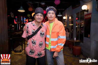 อ๊อฟ ปองศักดิ์ ที่ วอร์ม อัพ คาเฟ่ เชียงใหม่ — photo 50