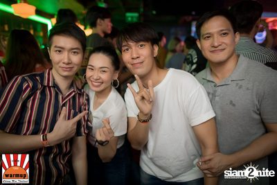 อ๊อฟ ปองศักดิ์ ที่ วอร์ม อัพ คาเฟ่ เชียงใหม่ — photo 94