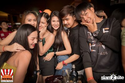 อ๊อฟ ปองศักดิ์ ที่ วอร์ม อัพ คาเฟ่ เชียงใหม่ — photo 108