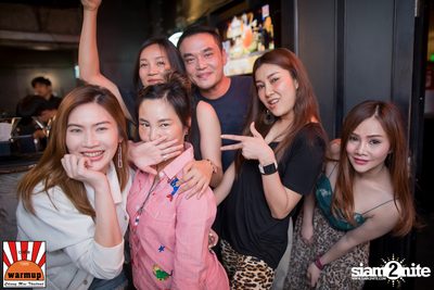 อ๊อฟ ปองศักดิ์ ที่ วอร์ม อัพ คาเฟ่ เชียงใหม่ — photo 135