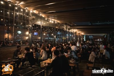 Meyou at 20Something Bar — photo 9