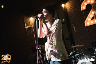 Meyou at 20Something Bar — photo 28