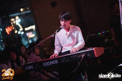 Meyou at 20Something Bar — photo 30