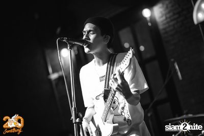 Meyou at 20Something Bar — photo 31