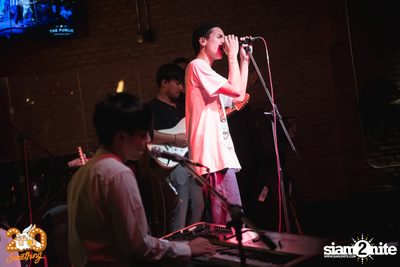 Meyou at 20Something Bar — photo 60