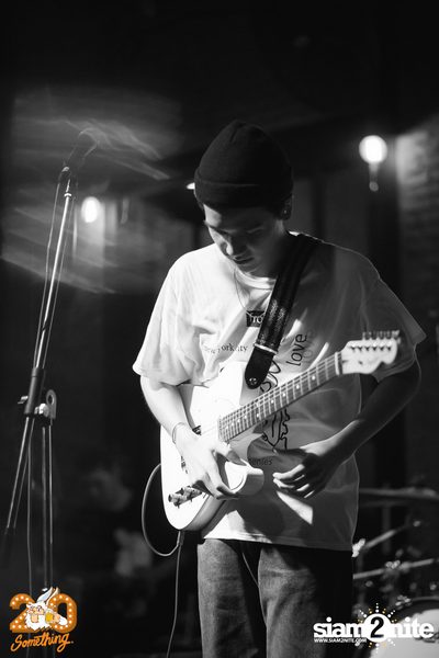 Meyou at 20Something Bar — photo 69