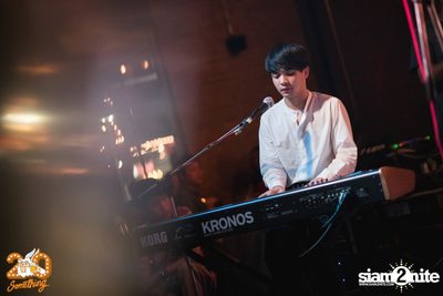 Meyou at 20Something Bar — photo 74