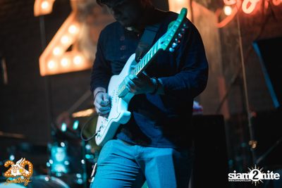 Meyou at 20Something Bar — photo 77