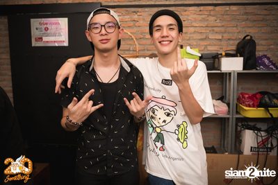Meyou at 20Something Bar — photo 119