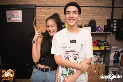 Meyou at 20Something Bar — photo 132