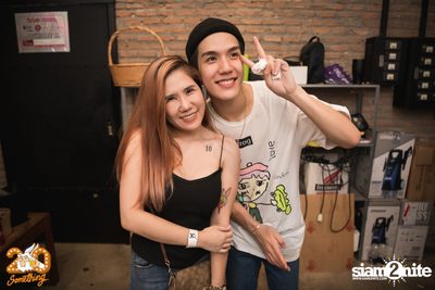 Meyou at 20Something Bar — photo 134